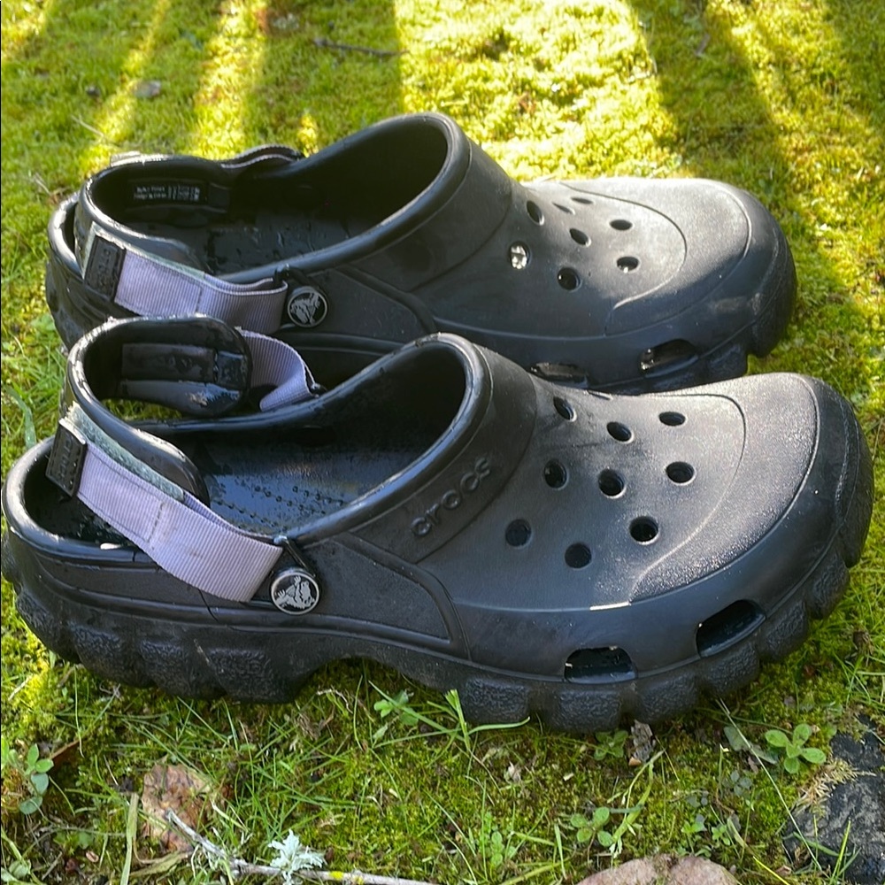 Heavy Duty Crocs Clogs with Adjustable Strap Unisex M10 W12